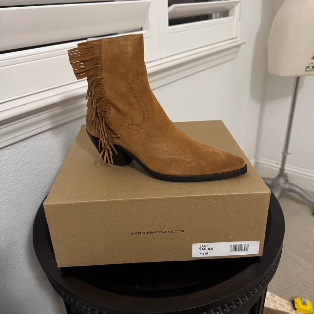 NEW Coconuts by Matisse Jane Fringe Western Boot Bootie Tan Suede Size 7.5 $135 - Picture 4 of 5